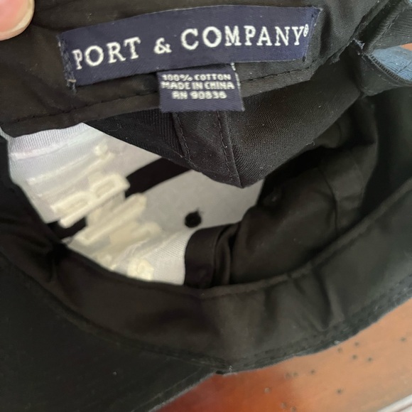 Port and Company Black Security Hat L9 - Picture 5 of 6